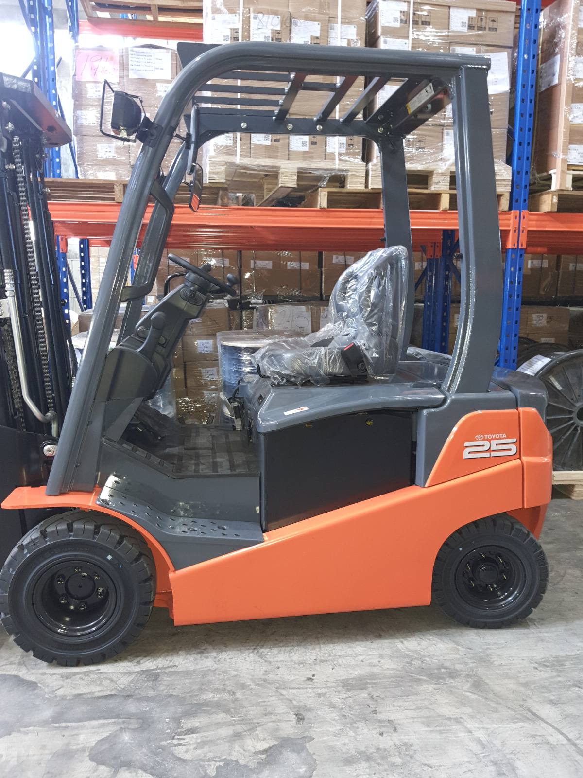 Forklift Main warehouse